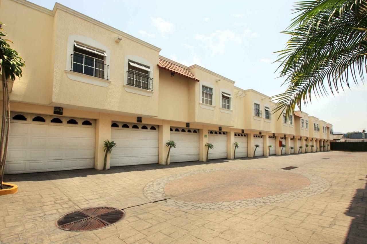 Motel Mirage Guadalajara Exterior foto